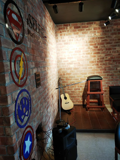 Kartoon Cafe Rajouri Garden business photograph