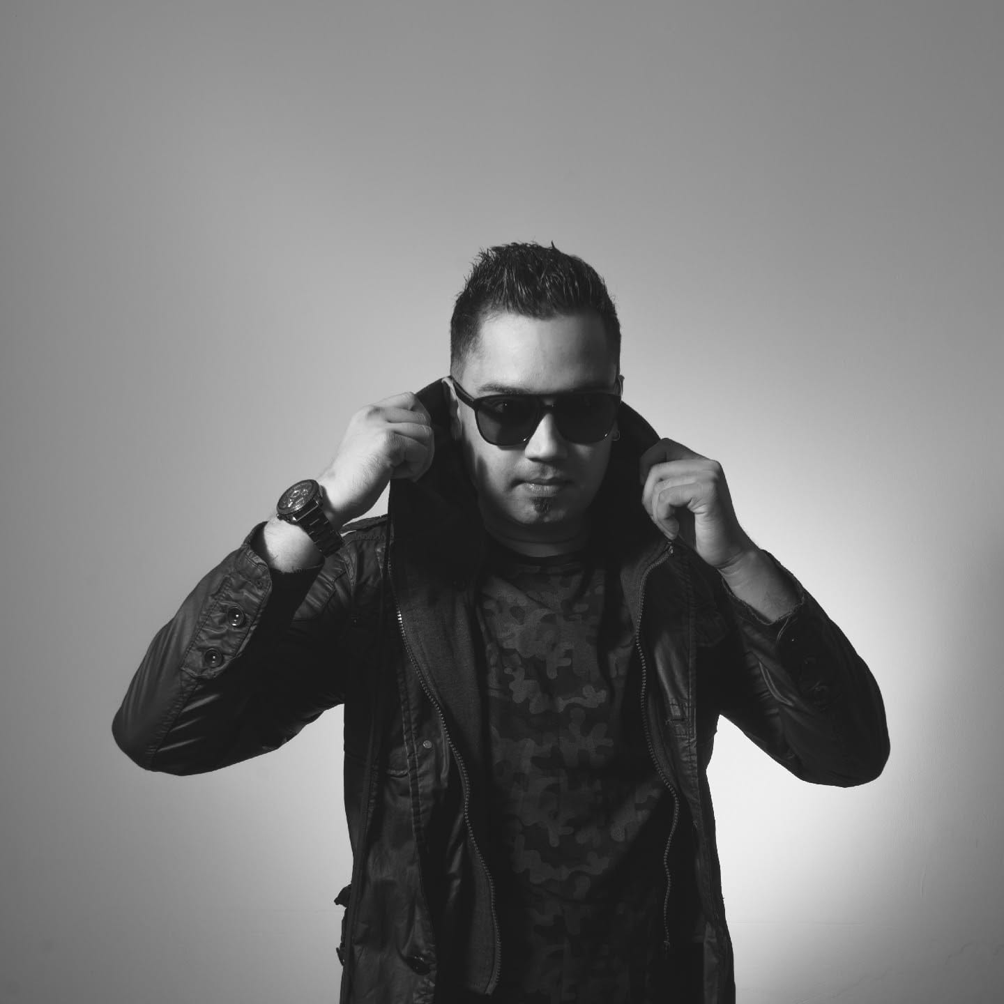 DJ CLINTON business photograph