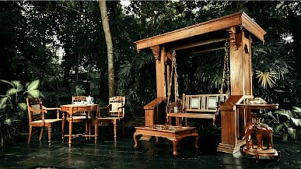 Antique Home Decor business photograph