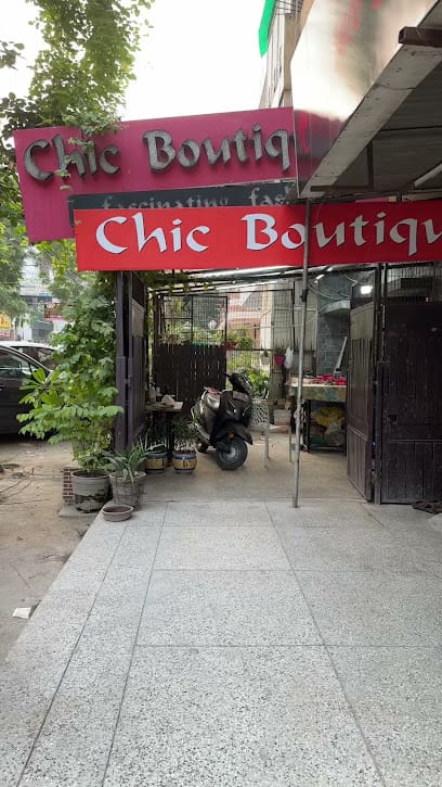 Chic Boutique business photograph