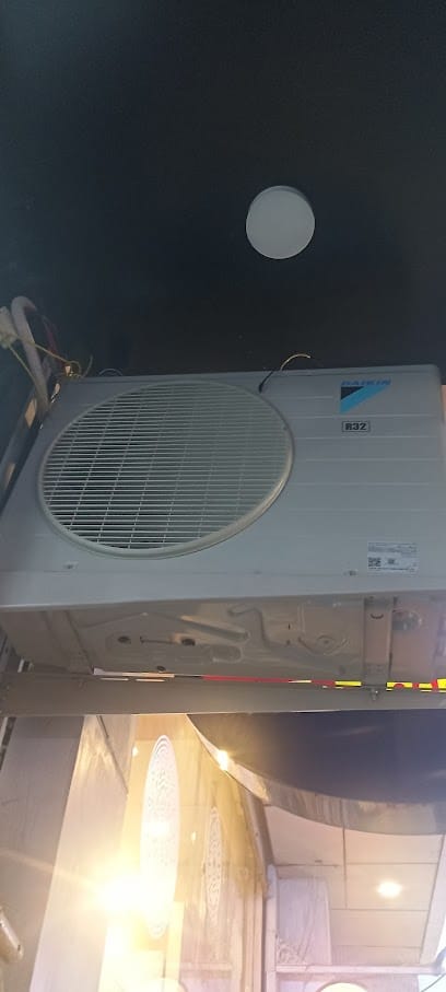 Star Aircon Ac services fridge, washing machine, microwave all repairing & installation business photograph