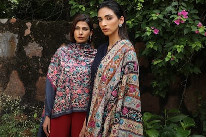 Pashmoda business photograph