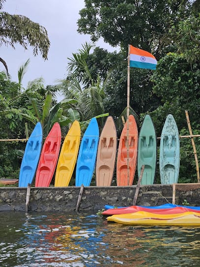 Alleppey Paddle Club Kayaking business photograph