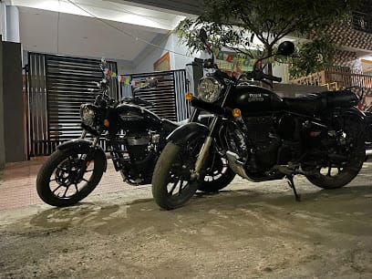 Mama Bike Rental business photograph