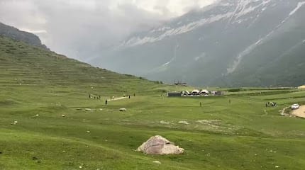 Vivaan tour and travel business photograph