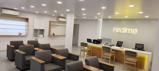 Realme Authorised Service Centre business photograph