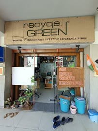 Recycle.Green business photograph