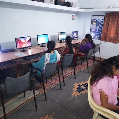 Suyash Computer business photograph