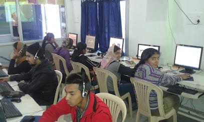 MPS Computer Academy business photograph