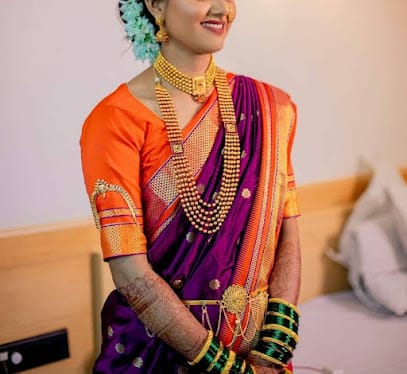 Manini's Creation Readymade Nauvari And Paithani Silk Sarees Manufacturer business photograph