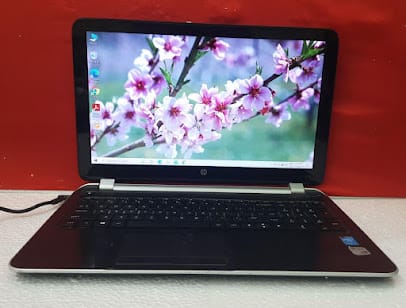 RM COMPUTERS business photograph