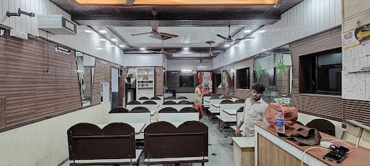 Citizen restaurant business photograph