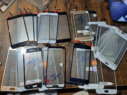 MANISH MOBILE CENTRE WHOLESALE AND RETAIL business photograph