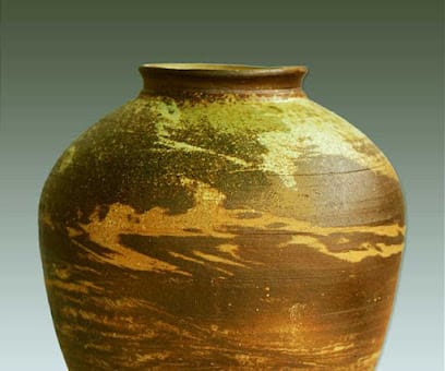 Ginni's Pottery business photograph