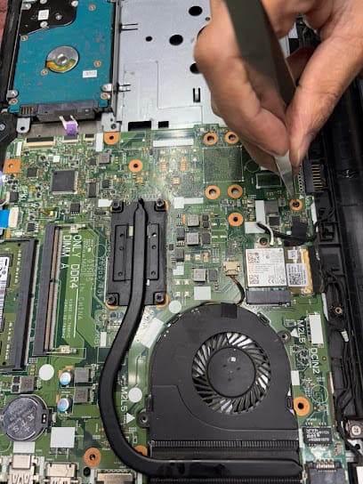 Akshay Computers business photograph