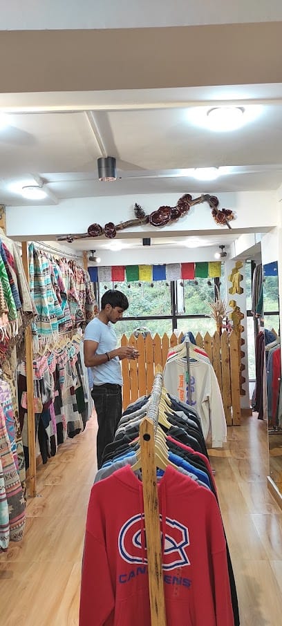 Himalayan lukud business photograph