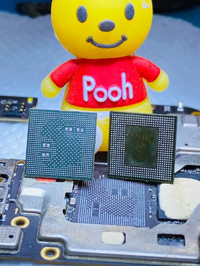 Om Mobile Phone Expert business photograph