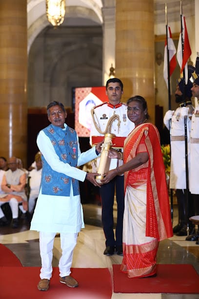 Mata Ni Pachhedi Padma Shri business photograph