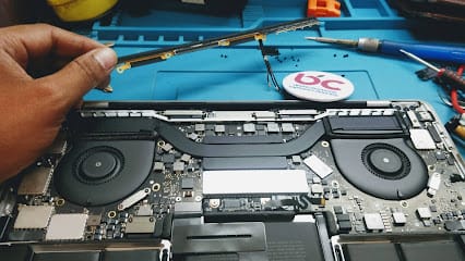 Bombay Computers business photograph