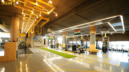 KLEAN FIT Iconic C-SCHEME business photograph