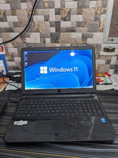 LapNest®️ Laptop & MacBook Repair Center business photograph