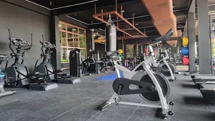 BeastLinuS Fitness business photograph