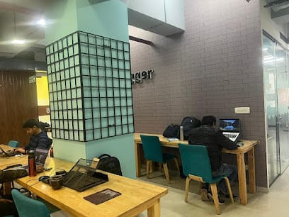 CRUSH CARS business photograph