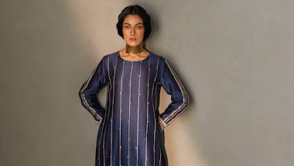 Warra business photograph