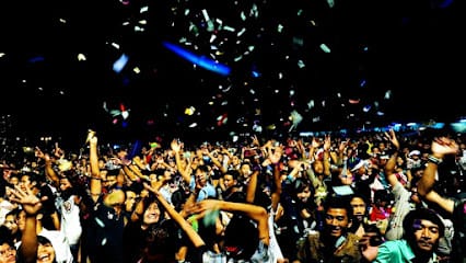 Mango leaf business photograph