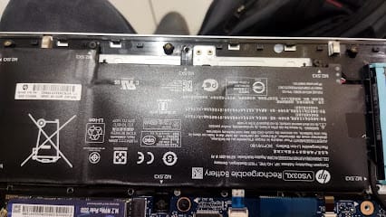 COCHIN COMPUTERS multi brand laptop and desktop service center business photograph