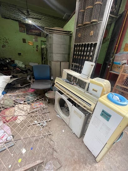 Malviya Nagar scrap dealer business photograph