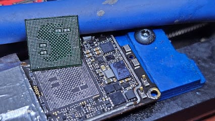 Apple iPhone-OnePlus-Mobile Service center in Mysore | aphone iRepair shop business photograph