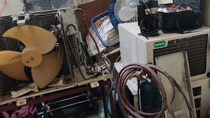 AC gas filing servicing and repair business photograph