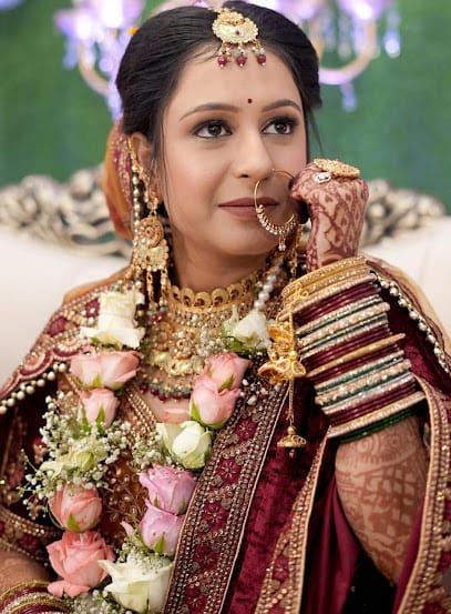 Simmz Makeover business photograph