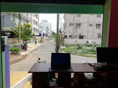 Haridev Infotech - Computer Sales and Services, Laptop | Screen Replacement | Service centre business photograph