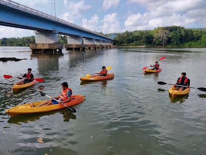 Divine Paddle business photograph