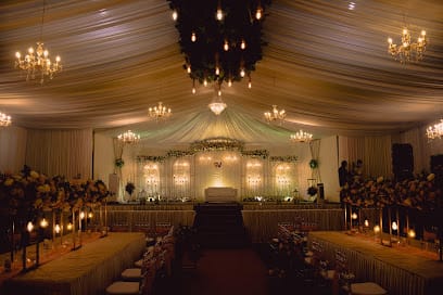 Merryget business photograph