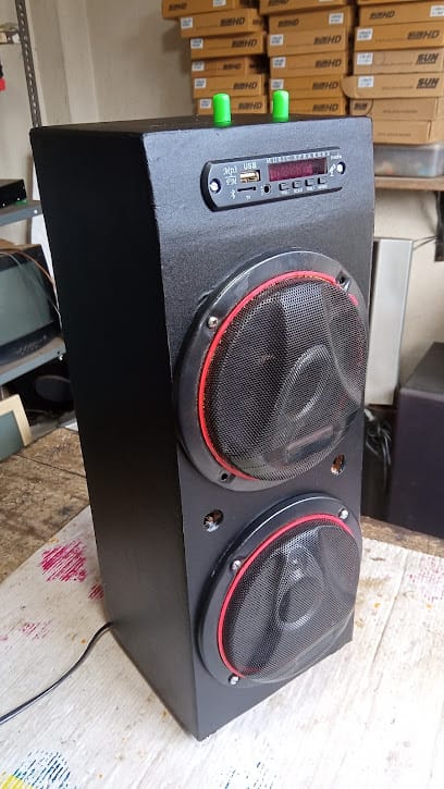 JOYGURU ELECTRONICS business photograph