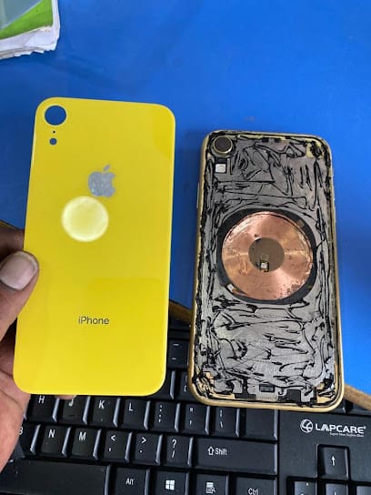 MOBILE BUTIK service center business photograph