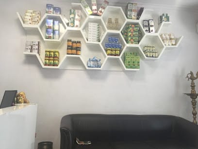 Sri Sri Ayurveda Panchakarma, CGHS Approved Panchakarma Treatment Center, Delhi, Dr. Neeraj Jaswal business photograph