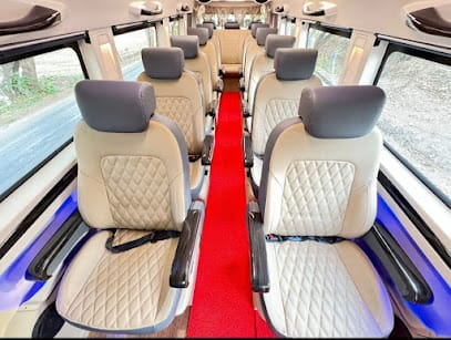 Varanasi Rental Taxi business photograph