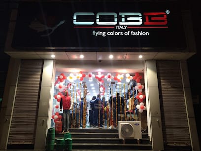 Cobb Kaithal business photograph