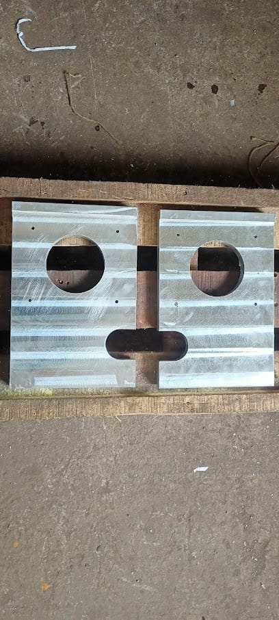 PB MANUFACTURING TECHNOLOGY business photograph