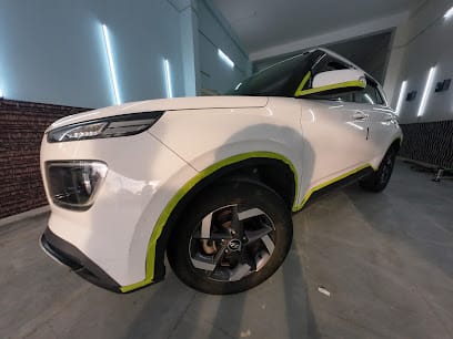 Edetailing moon business photograph