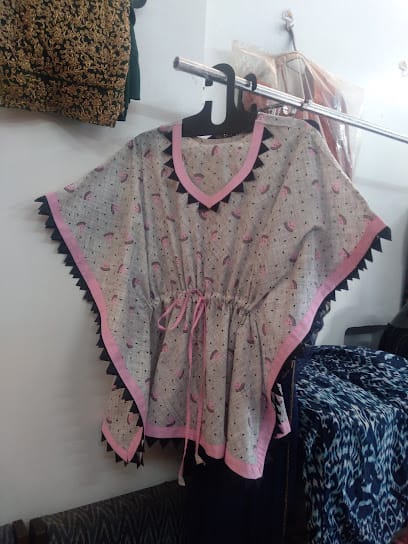 Raas the Boutique business photograph