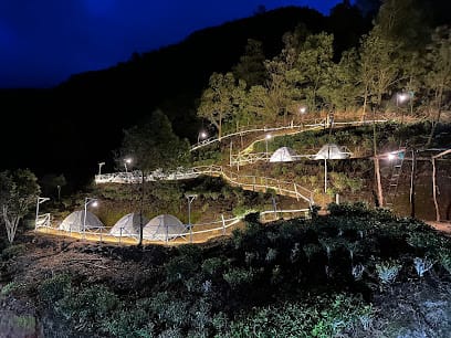 The County Camp-Kolukkumalai Base Camp business photograph