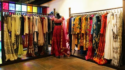 Designer boutique business photograph