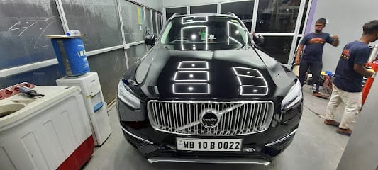 Suzas Auto Spa business photograph