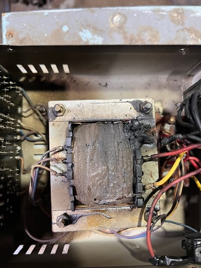 S.S. Electronics business photograph