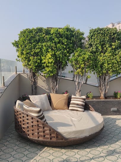 Laze lifestyle business photograph